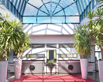 Good Morning + Bad Oldesloe - Bad Oldesloe - Lobby