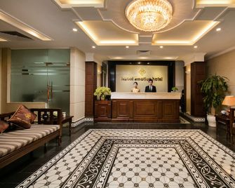 Hanoi Emotion Hotel - Hanoi - Receptionist