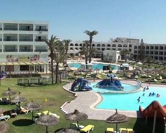 Le Soleil Bella Vista Resort - Monastir - Svømmebasseng