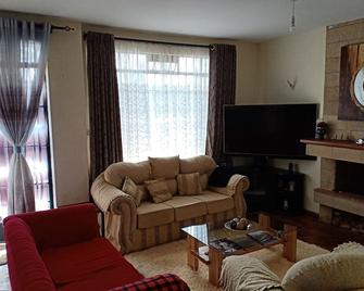 Nature Green - Athi River - Living room