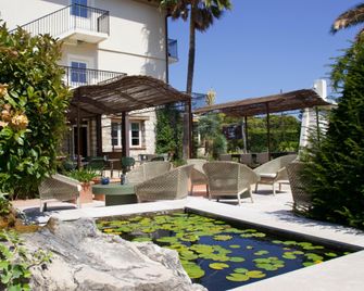 Hotel Eze Hermitage - Eze - Edificio