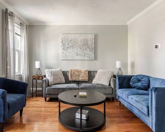 Right Near Convention Center and Train Station - Boston - Sala de estar