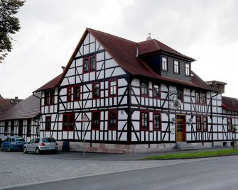 Landhotel Zur Krone - Tiefenort - Building