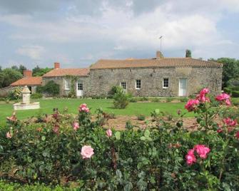 Homerez - House Landevieille + garden - Landevieille - Edificio