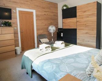 Green Nest Room with private bathroom - Eastbourne - Schlafzimmer