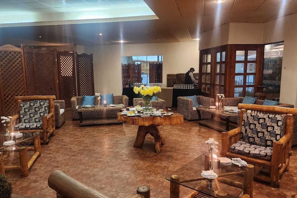 Hotel Serena Suite - לה סרנה - טרקלין