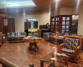 Hotel Serena Suite - לה סרנה - טרקלין