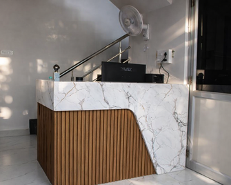 Swamy Ramana Residency - Tiruvannāmalai - Front desk