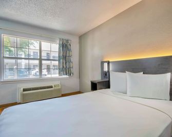 Studio 6 Austin Midtown - אוסטין - חדר שינה