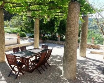 Casa Rural La Alquería del Pilar for 10 people - Banyeres de Mariola - Patio