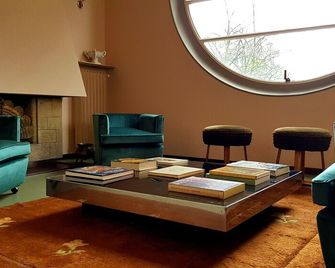 Villa Gotti Charming Rooms - Bologna - Olohuone