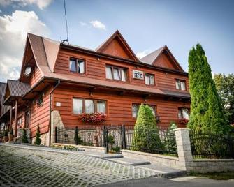 Pokoje Goscinne Helena - Bukowina Tatrzańska - Building