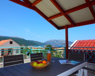 Ionian Apartment, Sami, Kefalonia - Sami - Balcon