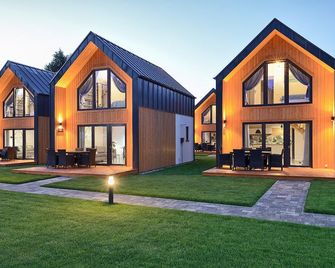 Nice Home In Bialogora With Wifi - Bialogora - Building