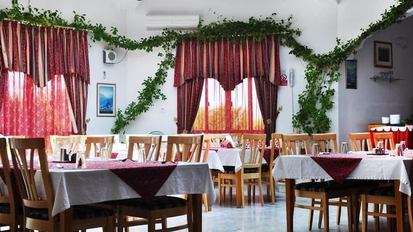 Jabal Akhdar Hotel