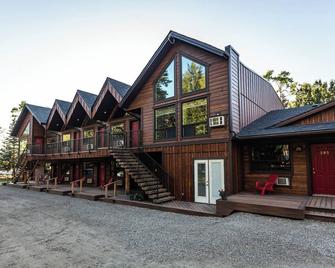 Jasper Gates Resort - Hinton - Edificio