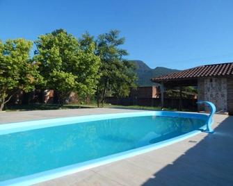 Recanto dos Compadres - Hospedagem - Praia Grande - Piscina