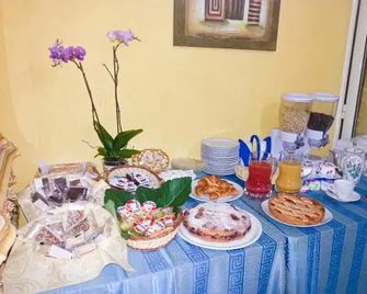 Affittacamere Da Adele - Parghelia - Buffet