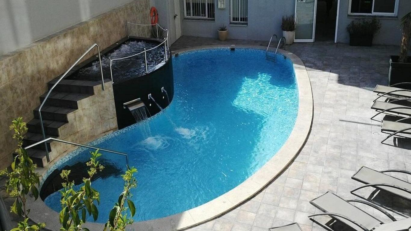 Sun Beach Hotel