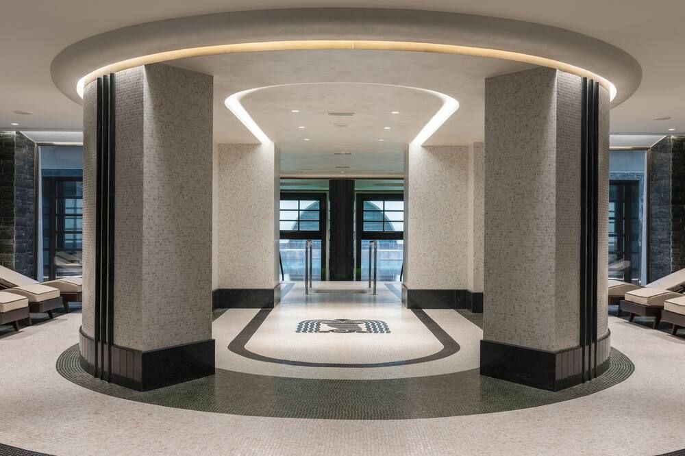 جراند هوتل كاستروكارو لونج لايف فورمولا