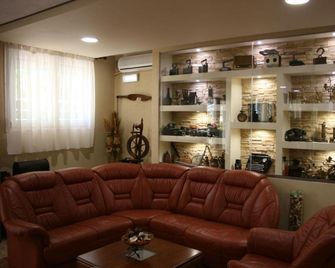 Rea Hotel - Kateríni - Lounge