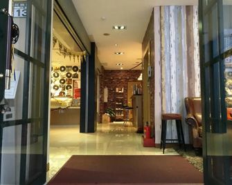 Golden Hotel Taipei - Zhonghe District - Lobby