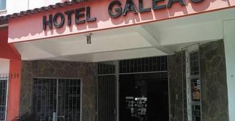 Hotel Galeão - Valença - Building