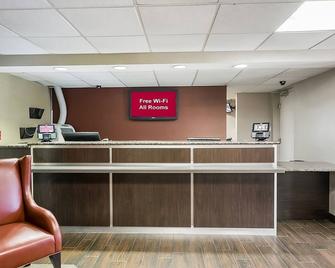 Getaway with Friends! FREE Parking, Minutes to Downtown Boston and Woburn Mall! - Woburn - Рецепція