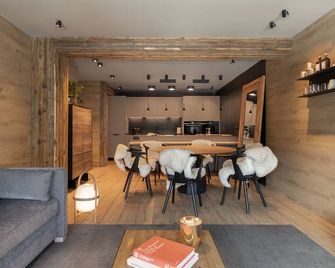 Luxury Treeline Residence with Hot Tub - Soldeu - Salle à manger