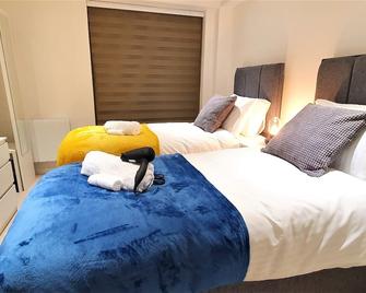 Northampton 2 Bedroom Town Centre Apartment close to University, Hospitals, Brackmills - Northampton - Habitación