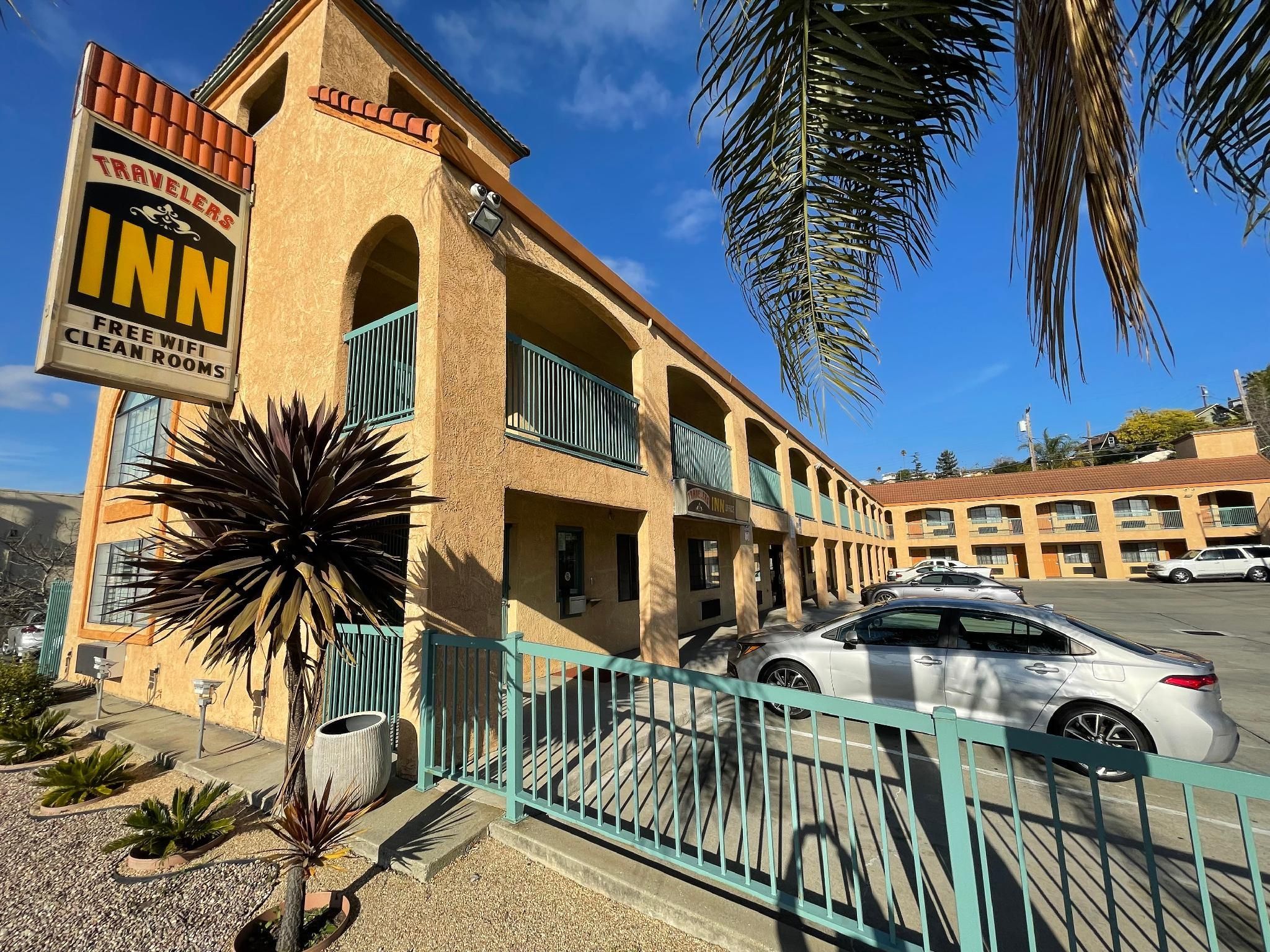 Travelers Inn - Castro Valley - Будівля
