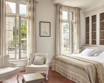 Chateau Les Carrasses - Capestang - Schlafzimmer
