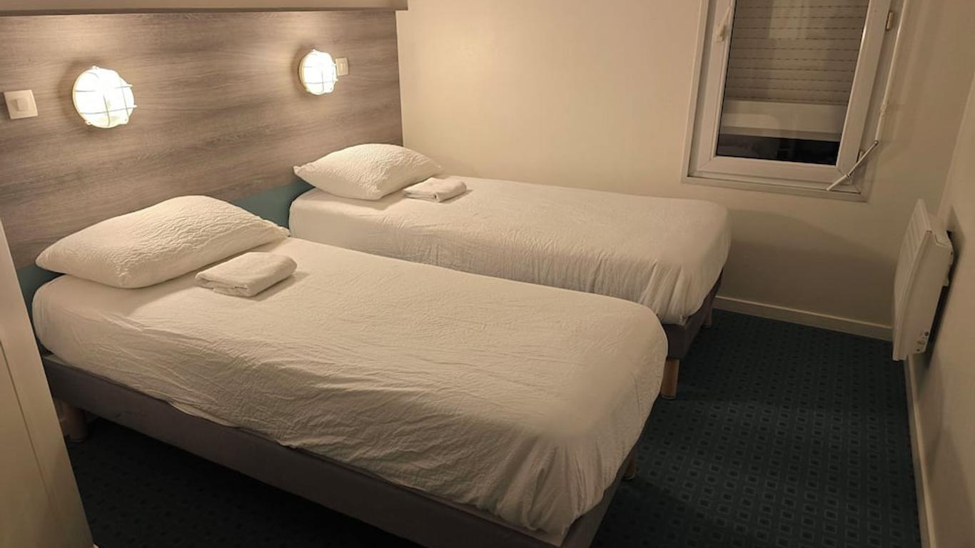 Brit Hotel Essentiel Poitiers Gare du Futuroscope