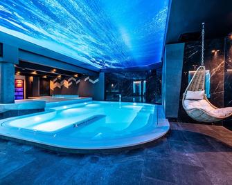 Hotel Warszawa Spa & Resort - Augustów - Pool