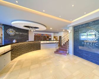 Hotel Drazica - קרק - דלפק קבלה