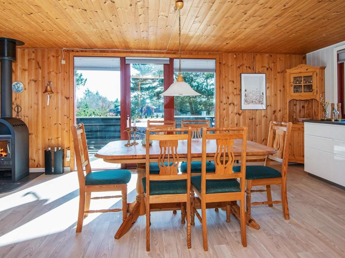 4 person holiday home in Ulfborg-By Traum – Ulfborg