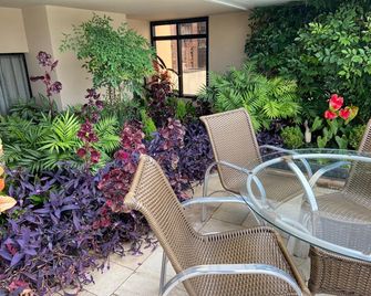 ترانس أميركا إكزكيوتيف فاريا ليما - ساو باولو - شرفة مرصوفة