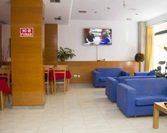 Fleming Center By Punta 25 Hotels Group - Benidorm - Lounge