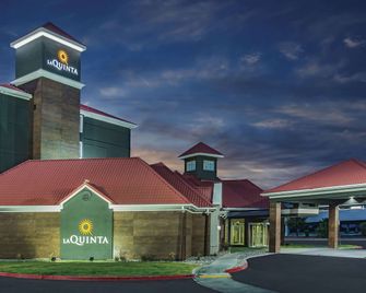 La Quinta Inn & Suites by Wyndham Las Vegas Summerlin Tech - Las Vegas - Building