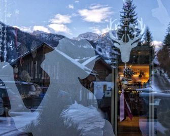 Hotel Mirabel - מארבה - בניין