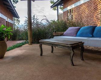 Lilac Hideaway - Karatu - Patio
