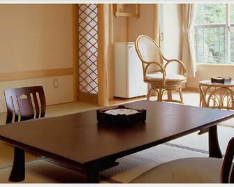 Izunagaoka Onsen Futaba - Izunokuni - Dining room