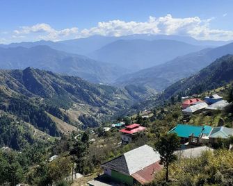 Ashirwad Homestay - Theog - Balcony