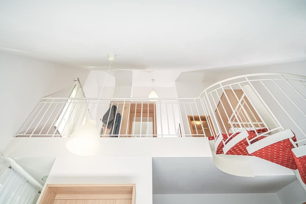 Apart Business - Stuttgart - Escaleras