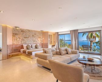 Villa Hotel Tamara - Kaş - Living room
