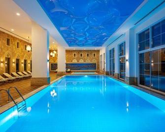 Rubi Platinum Spa Resort & Suites - Alanya - Piscina