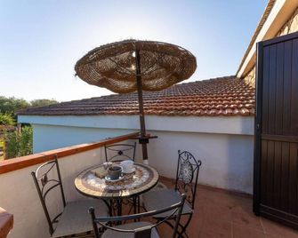 Chic Villa Antonina One Bedroom no2175 - Marinella - Varanda