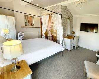 Dukes Folly Hotel - סאות'פורד - חדר שינה