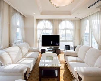Spa Resort Livemax - Mooka - Sala de estar