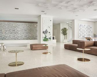 Mykonos Dove Beachfront Hotel - Mykonos - Lobby